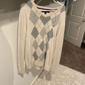 Tommy Hilfiger XL Sweater.